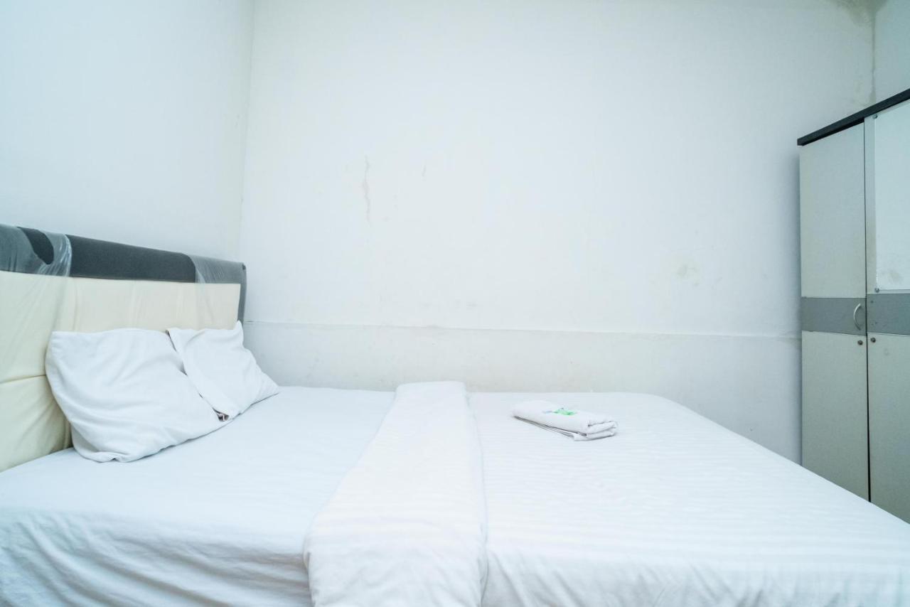 77 Guest House Serpong RedPartner Tegal  Exterior foto